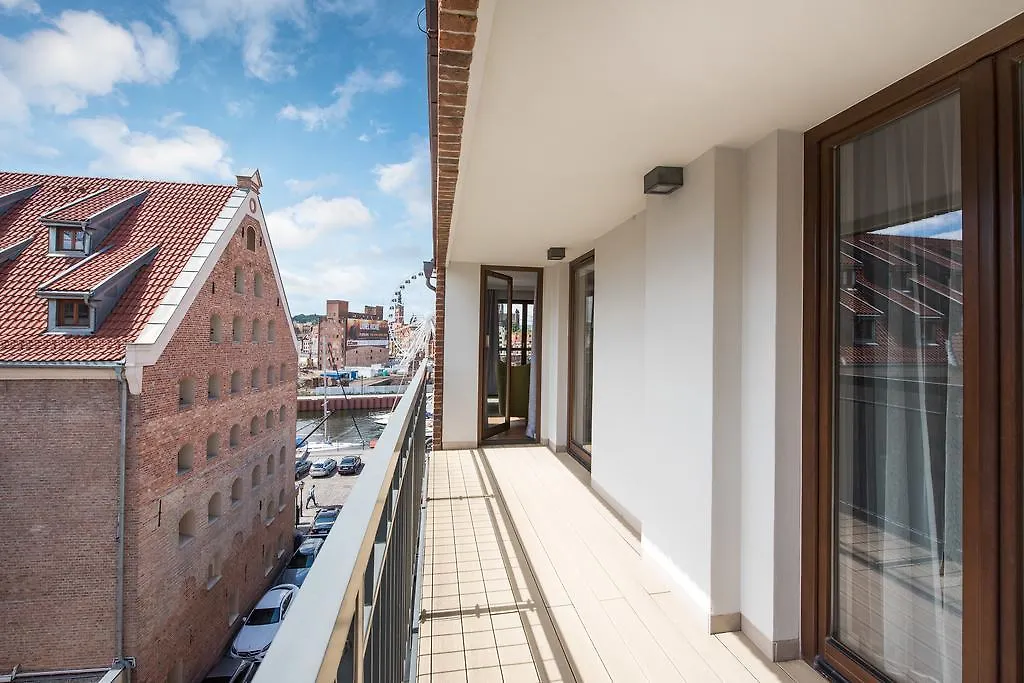 Flatinfo Szafarnia Prime Location Lejlighed Gdańsk