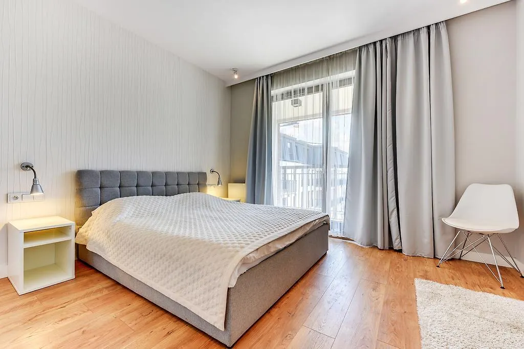 Flatinfo Szafarnia Prime Location Lejlighed Gdańsk